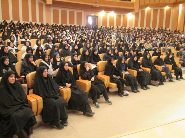 برگزاری مراسم استقبال از دانشجو معلمان جدیدالورود پردیس های  امام سجاد(ع) و شهید باهنر 4