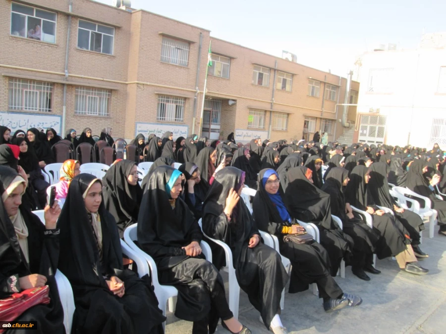 سالروز میلاد خجسته فاطمه زهرا (س) سرور بانوان جهان، عطای خداوند سبحان، کوثر قرآن، همتای امیر مومنان و الگوی بی بدیل تمام جهانیان بر همه زنان عالم مبارک باد 3