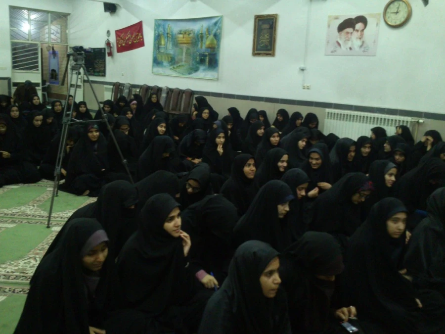 برگزاری مراسم دعای کمیل  به مناسبت هفته بزرگداشت مقام معلم 4