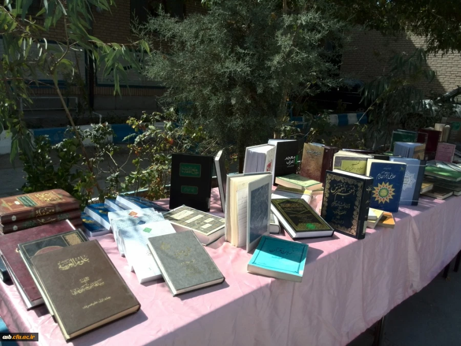 نمایشگاه کتاب  3