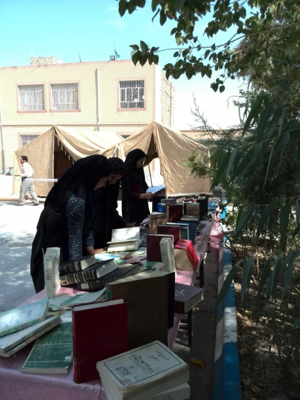 نمایشگاه کتاب  4