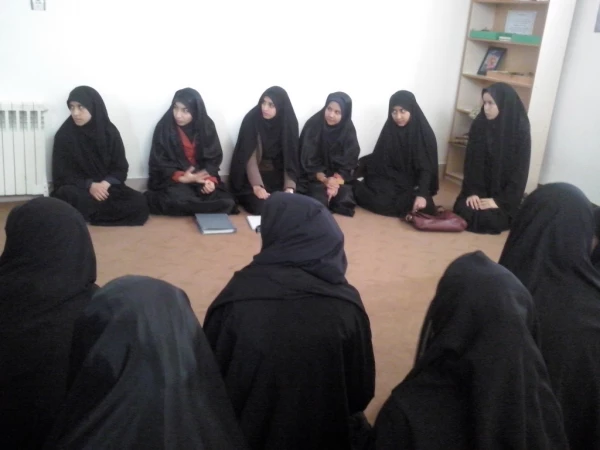 برگزاری جلسه آشنایی دانشجویان ترم اول با انجمن علمی و فعالیت های آن 3