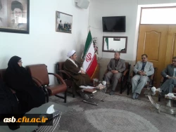 دیدار کارکنان پردیس های امام سجاد(ع) و شهید باهنر با امام جمعه در 13 بهمن ماه 3