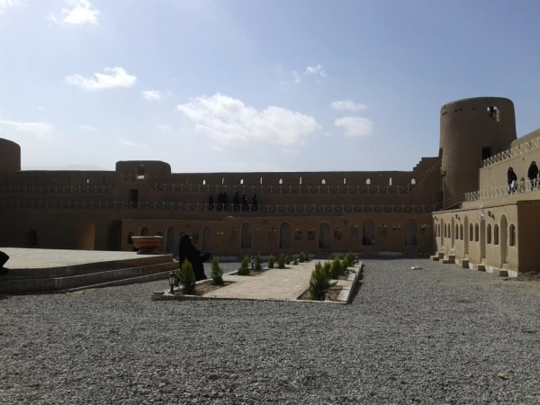 بازدید دانشجویان از قلعه بیرجند 3