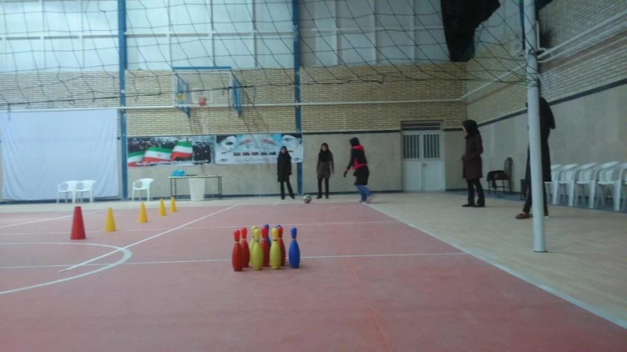 برگزاری جشنواره ورزش های همگانی پردیس امام سجاد(ع)-مسابقه بولینگ 2