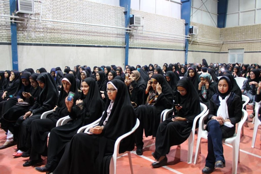 جشن بزرگداشت مقام معلم در پردیس 12