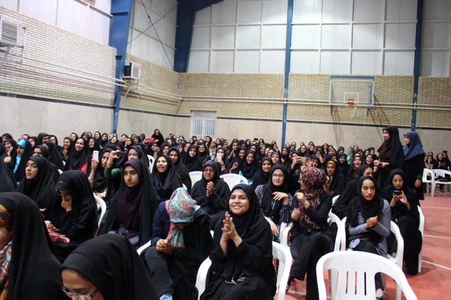 جشن بزرگداشت مقام معلم در پردیس 14