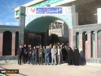 غبارروبی و عطرافشانی مزار شهدای انقلاب اسلامی در نخستین روز دهه فجر