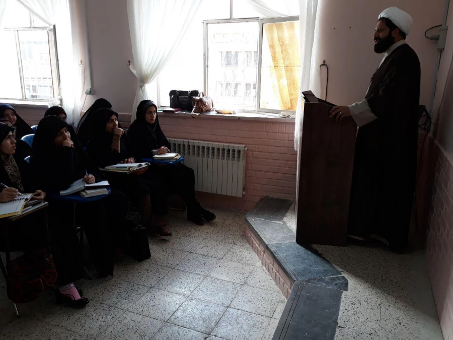 برگزاری دوره ضمن خدمت  معراج با محوریت  آموزش معارف قرآن، نماز و مهدویت 2