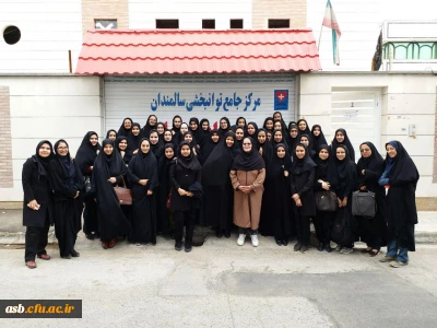 بازدید از خانه سالمندان به مناسبت روز مادر