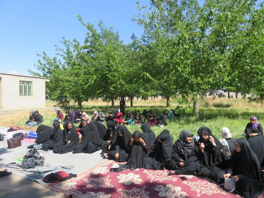 اردوی یک روزه به باغ امیرآباد 15