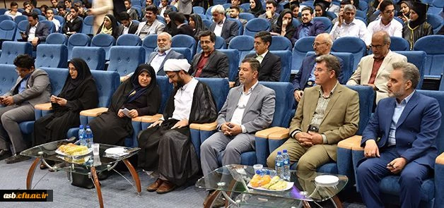 مراسم دانش آموختگی دانشجویان ورودی 93 و حضور سرکار خانم دکتر علی نژاد معاون دانشجویی دانشگاه فرهنگیان در  این مراسم 4