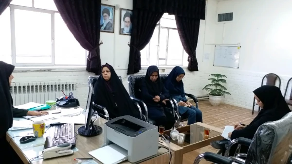 جلسه برنامه ریزی برای آغاز سال تحصیلی 2