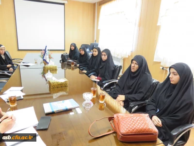 پیگیری امور فرهنگی در جلسه با بسیج دانشجویی