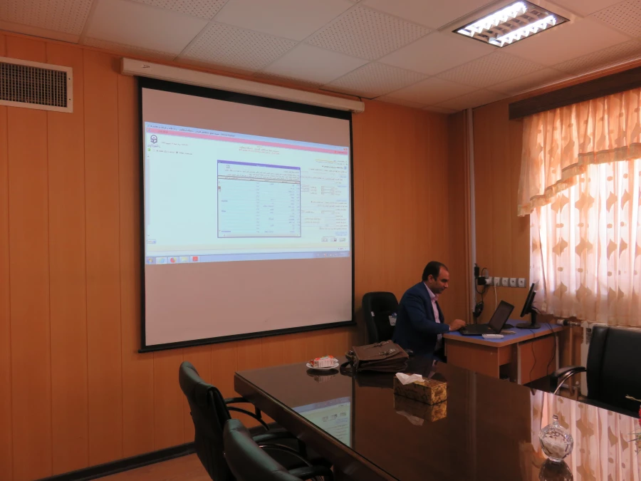 کارگاه آموزش سامانه گلستان به اساتید  3