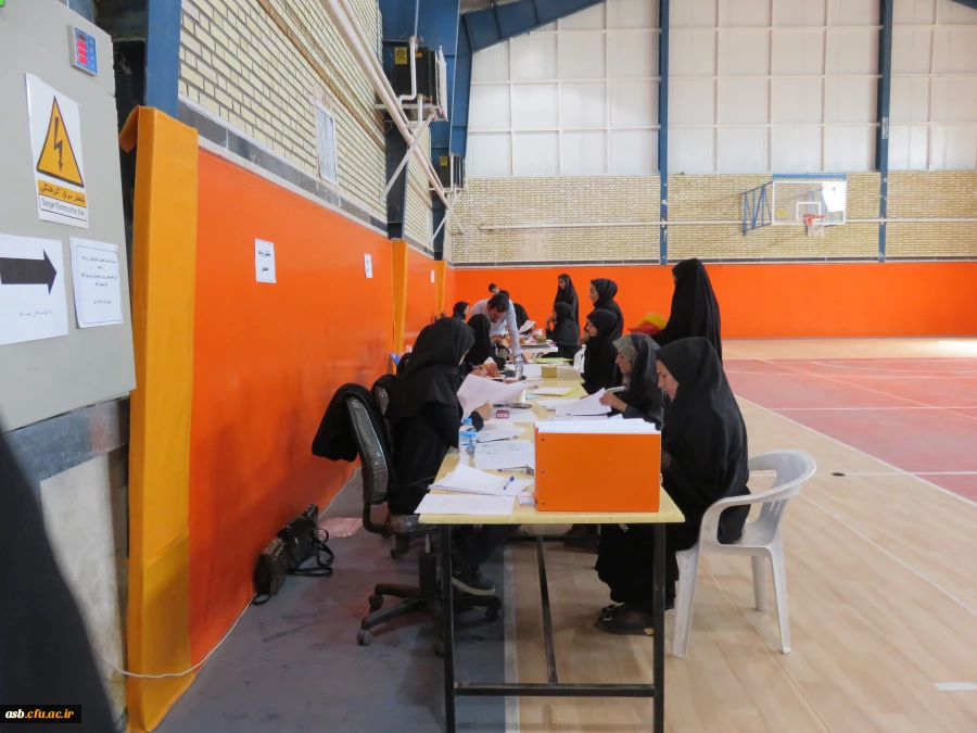 ثبت نام دانشجویان جدیدالورود 6