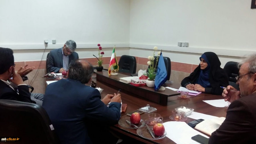 دومین جلسه تولید محتوای الکترونیک در استان 2