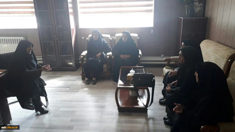 راه اندازی اتاق کارآفرینی در خوابگاه الزهرا 2