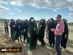 بازدید دانشجویان از دهکده گیاهان دارویی 2