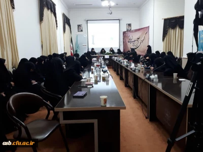 برگزاری کرسی آزاد اندیشی به مناسبت وحدت حوزه و دانشگاه