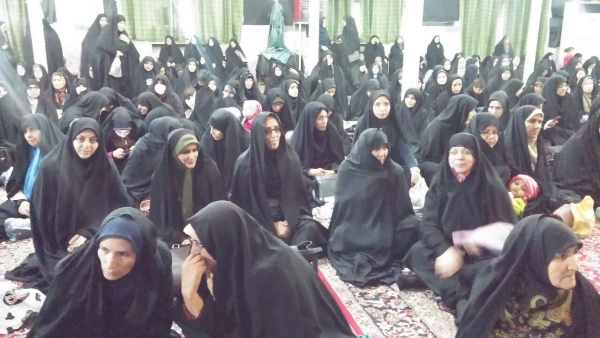 حضور جمعی از کارکنان و دانشجویان پردیس امام سجاد(ع) در راهپیمایی 9 دی ماه 3