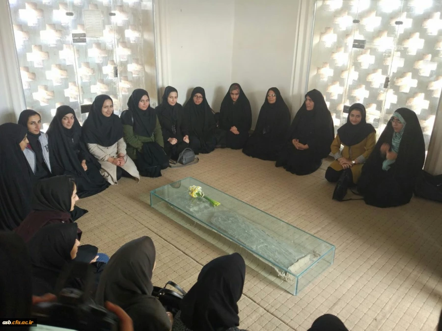 آرامگاه ابن حسام خوسفی