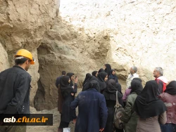 بازدید دانشجویان رشته جغرافیا از معدن قلعه زری خراسان جنوبی 5
