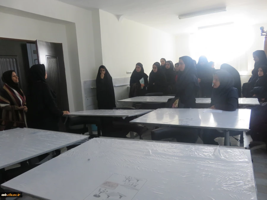 بازدید دانش آموزان مدارس از دانشگاه فرهنگیان در هفته پژوهش 5