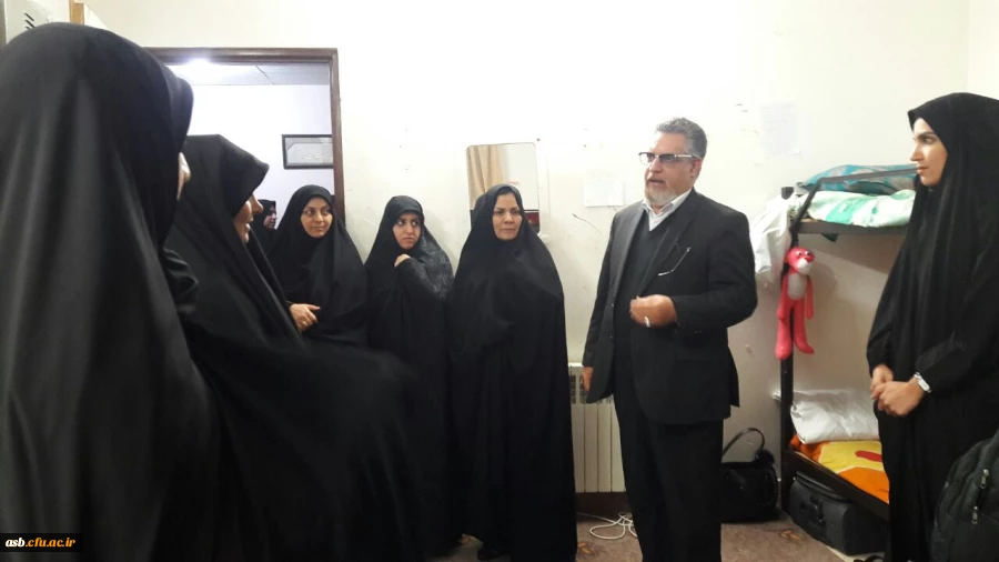 بازدید دکتر کچوئیان از سرای دانشجویی الزهرا چهارشنبه 5 دی ماه 97 2