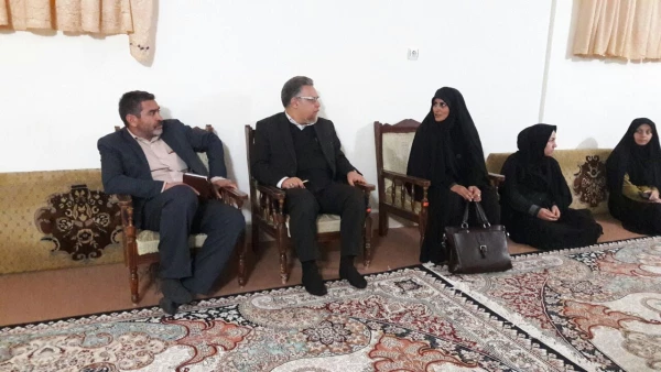 بازدید دکتر کچوئیان از سرای دانشجویی الزهرا چهارشنبه 5 دی ماه 97 3