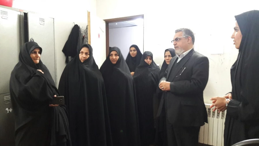 بازدید دکتر کچوئیان از سرای دانشجویی الزهرا چهارشنبه 5 دی ماه 97 4