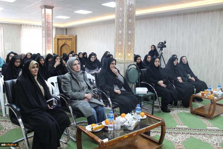 کارگاه آموزشی مجری گری کودک با حضور خانم خامنه مجری مطرح کودک 4