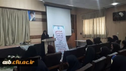 جلسه توجیهی ویژه دانشجویان ورودی بهمن 97 5