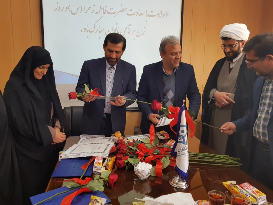 تقدیر از بانوان داشگاه فرهنگیان 4