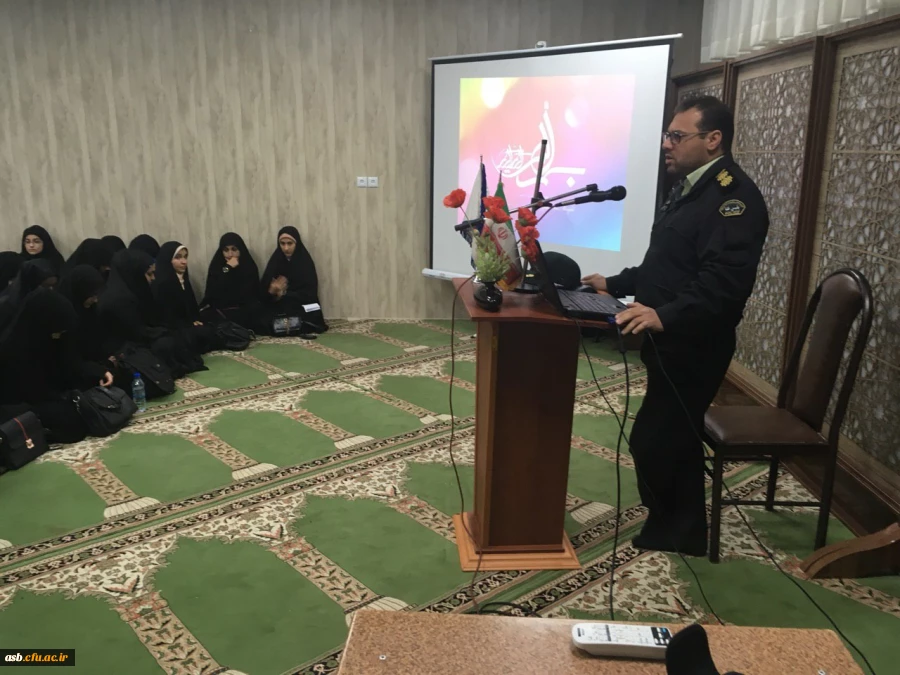 جلسه توجیهی دانشجویان 97 با پلیس فتا 2