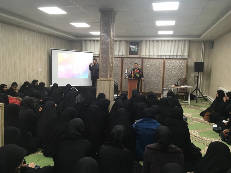 جلسه توجیهی دانشجویان 97 با پلیس فتا 3