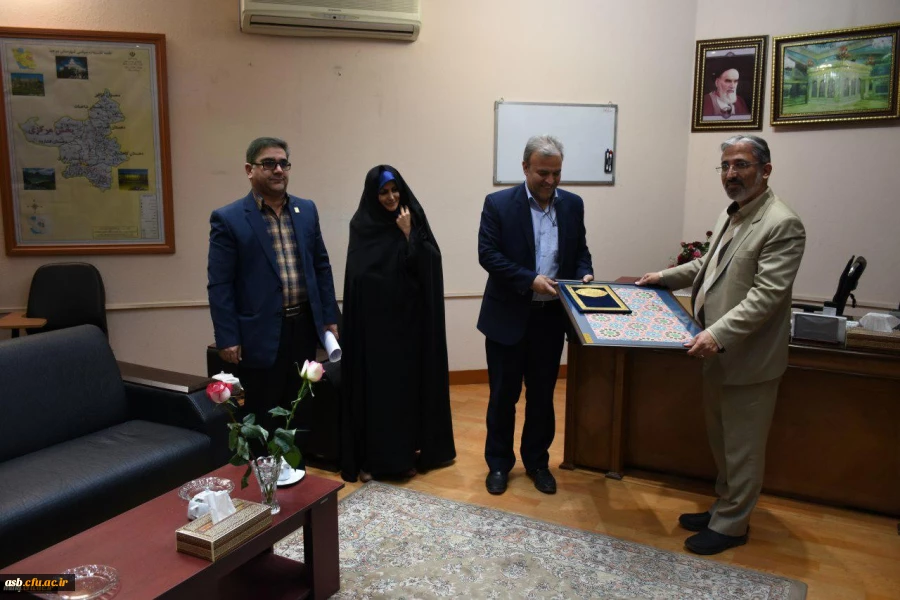 تقدیر از فرماندار شهرستان بیرجند به مناسبت یک سال همکاری و همراهی با دانشگاه فرهنگیان 2