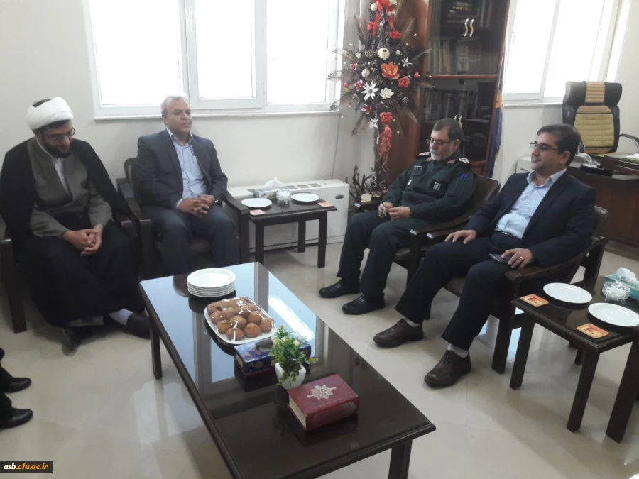 دیدار با فرماندهی سپاه انصارالرضا به مناسبت ولادت امام حسین(ع) و روز پاسدار 2