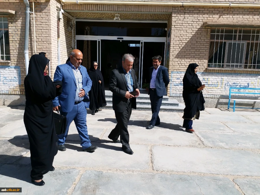 بازدید آقای چناری مسئول امور مالی دانشگاه فرهنگیان از پردیس امام سجاد(ع) 6