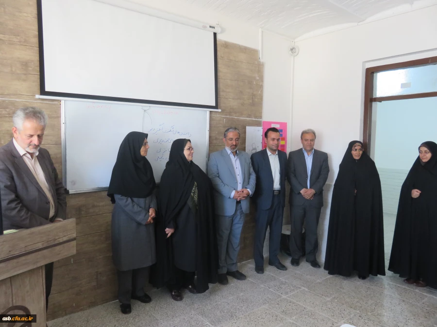 تقدیر از اساتید پردیس به مناسبت هفته بزرگداشت مقام معلم 6