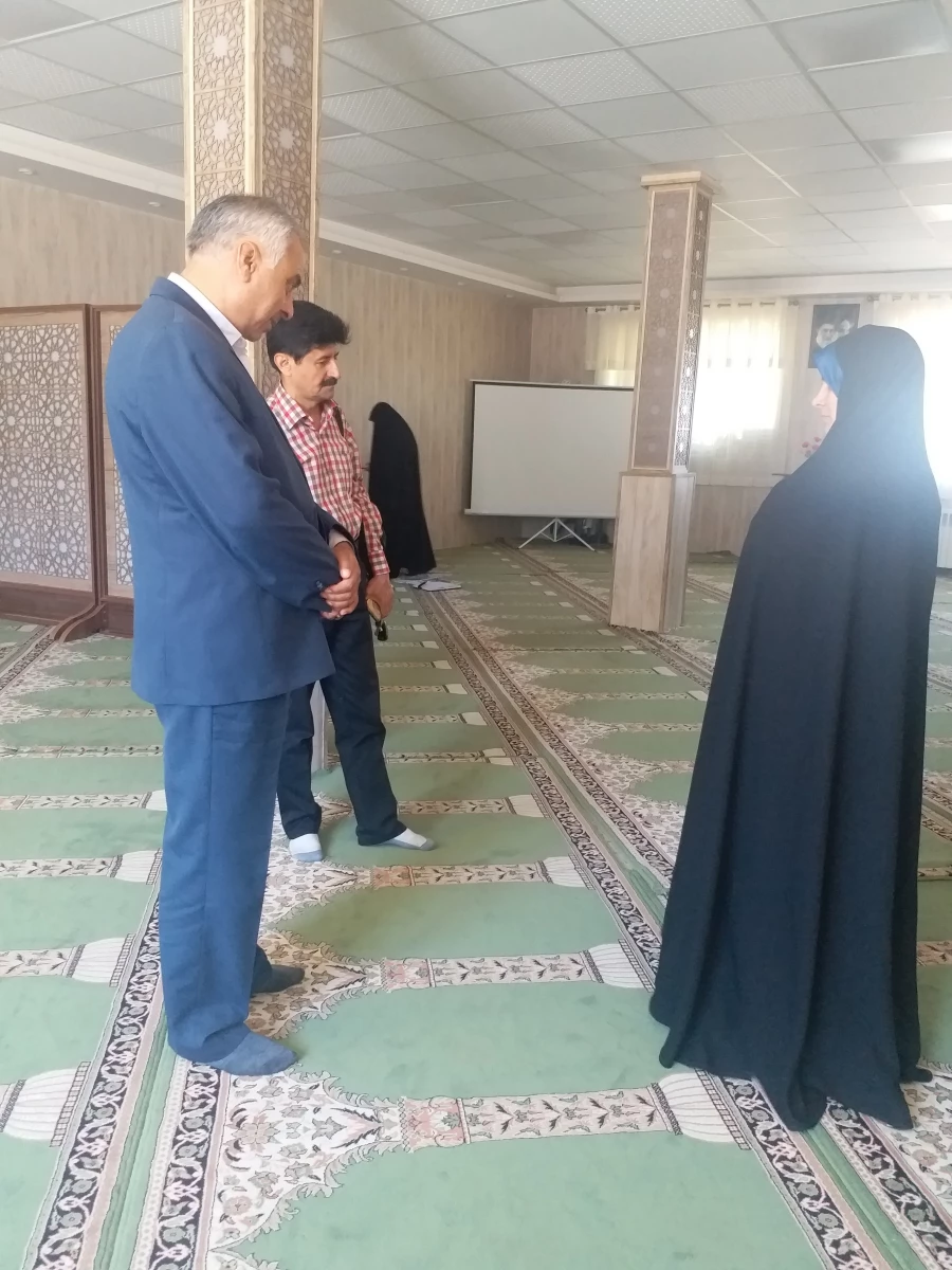 حضور آقای احمدنژاد دبیر ستاد اقامه نماز در پردیس امام سجاد(ع) 2