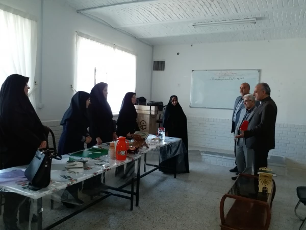 بازدید مدیرکل آموزش و پرورش خراسان جنوبی از روند مصاحبه در پردیس امام سجاد(ع) 4