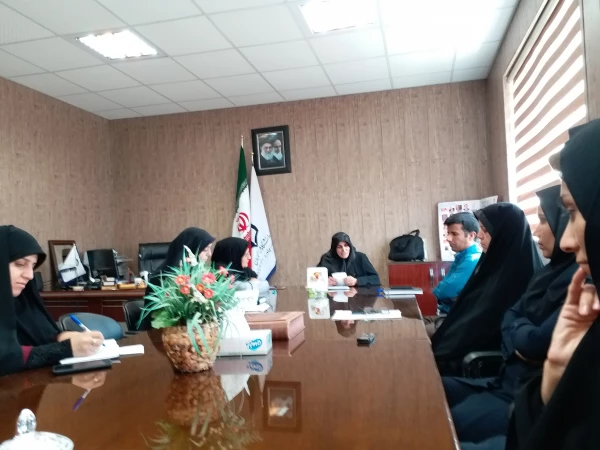 کسب رتبه دهم فرهنگی از بین 99 پردیس در کشور  
تقدیر سرپرست پردیس امام سجاد(ع) از کارشناس فرهنگی پردیس  3