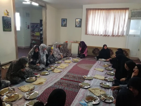 قرائت دعای ندبه و توزیع صبحانه نذری در سرای دانشجویی به همت نماینده نهاد رهبری پردیس امام سجاد(ع) 3