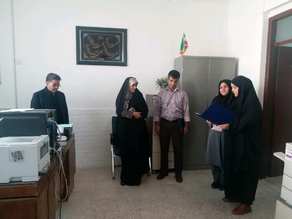 معرفی نیروهای جدید و تحویل ابلاغ آنان توسط سرپرست پردیس امام سجاد(ع) 2