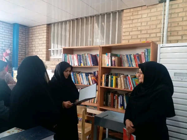 معرفی نیروهای جدید و تحویل ابلاغ آنان توسط سرپرست پردیس امام سجاد(ع) 2