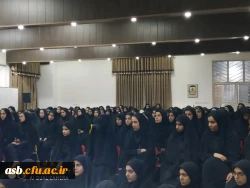 جلسه توجیهی دانشجومعلمان 98 با مدیر هسته گزینش 2