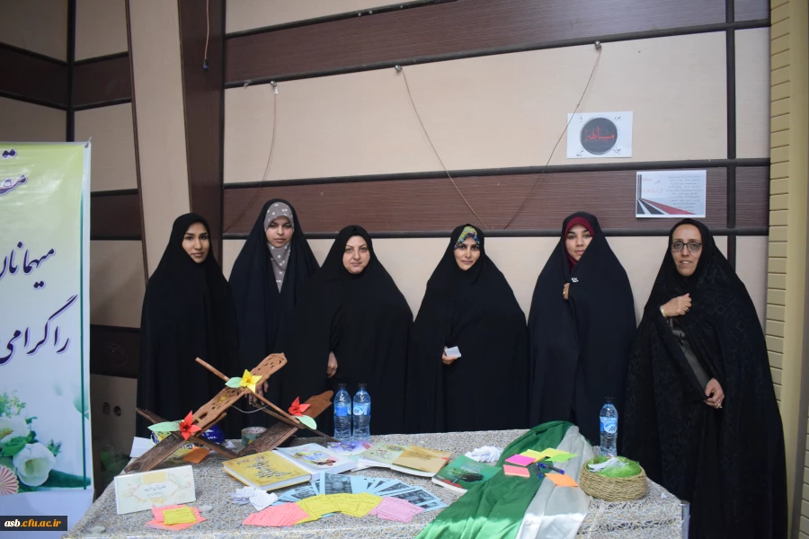 برگزاری مراسم گرامیداشت روز دانشجو 14