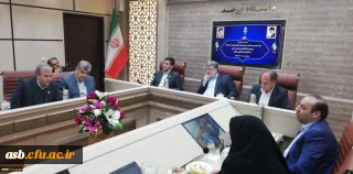 نشست صمیمی تشکل های دانشجویی وروسای دانشگاه های استان با استاندار خراسان جنوبی