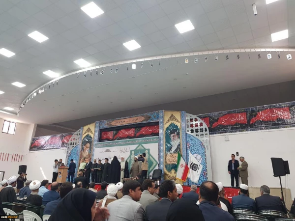 حضور حجه الاسلام قرائتی در خراسان جنوبی و نشست با فرهنگیان و دانشجو معلمان استان 3